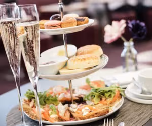 Searcys Champagne Bar Westfield London