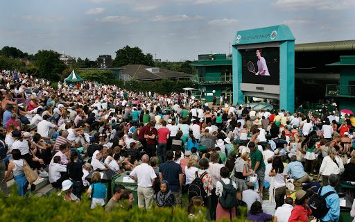 canary wharf during wimbeldon