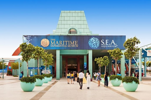 S.E.A Aquarium in Singapore