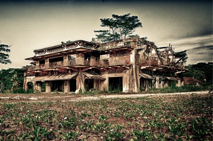 8 Most Scary & Haunted Places in Singapore