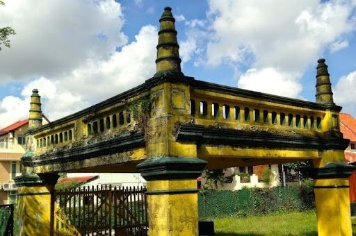 Kubur Kassim Cemetery in Singapore