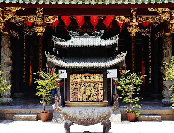 Thian Hock Keng Temple in Singapore