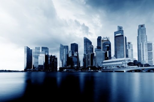 District  For Singapore Business Travelers