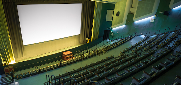 Top 12 Theatres in Singapore for the Best Movie Experience