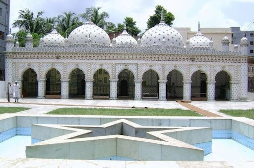 Star Mosque in Dhaka