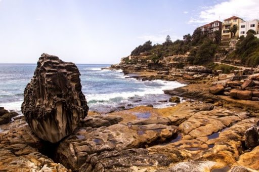 Bondi to Coogee Coastal walk in Sydney