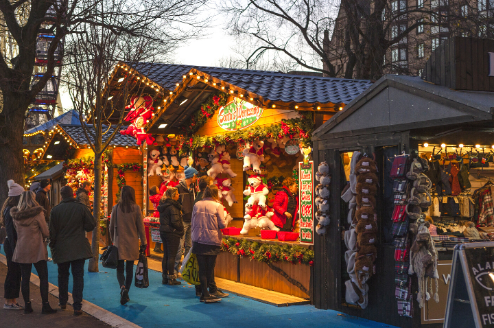 New York Shopping Arcades at Christmas 2022