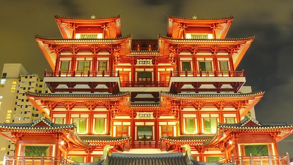 Buddha Tooth Relic Temple in Singapore