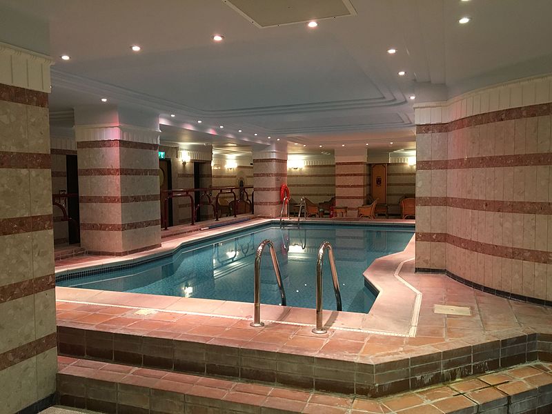 Serviced Apartments in London with a Swimming Pool