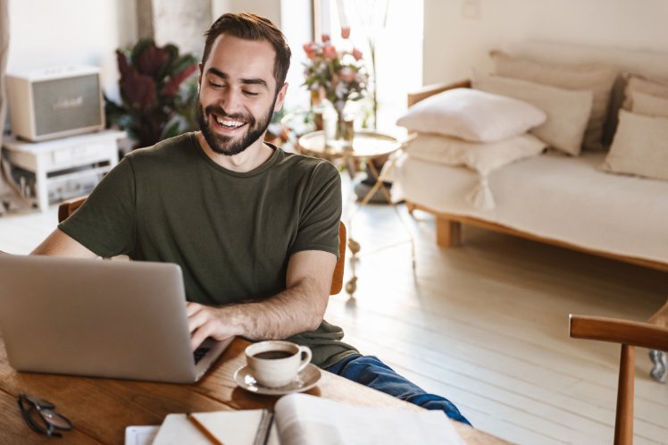 working from serviced apartment