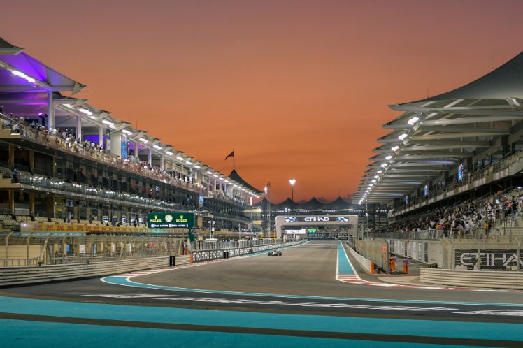 grand stand for formula 1 car race