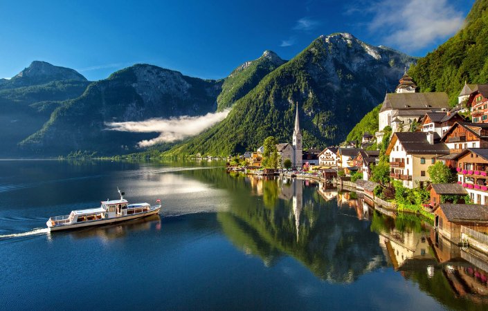 luxury travel destinations in summer