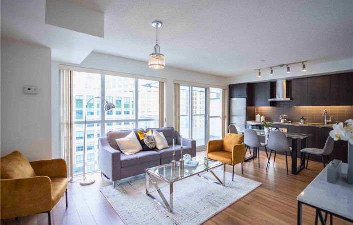 Toronto Serviced Apartment