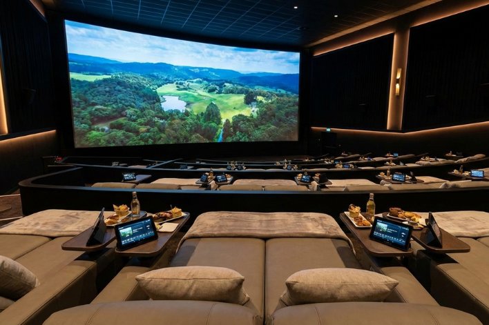 The Bed Cinema by Omazz 