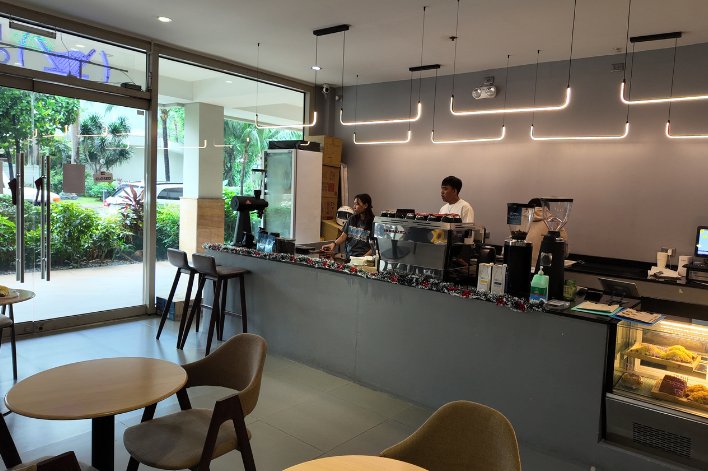 dog-friendly café near Illum