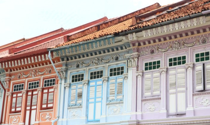 best area to stay in singapore