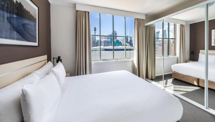 Oaks Sydney Goldsbrough Suites places to stay darling harbour sydney