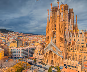 where to stay in barcelona