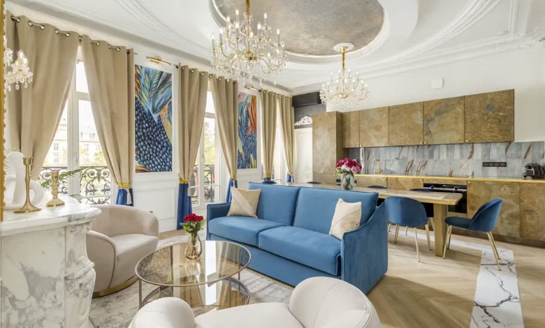 Where to stay in Paris for PFW?