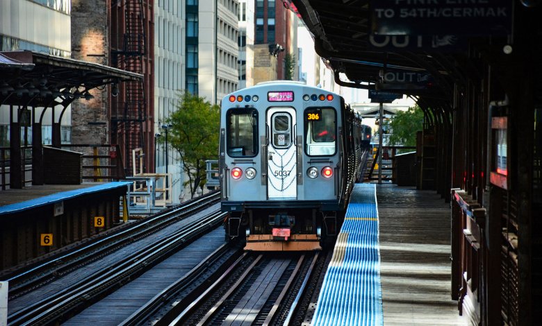 Getting Around Chicago During Halloween