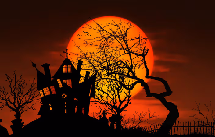 Halloween in Chicago: Where to Stay for Spooky Season