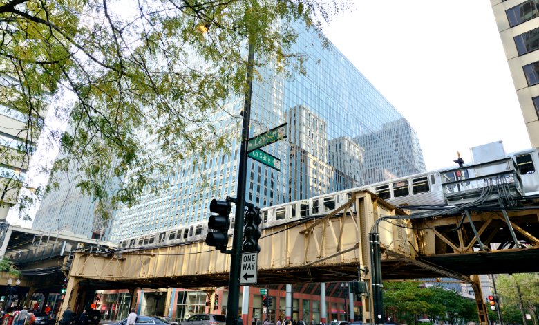 where to stay for chicago for halloween west loop