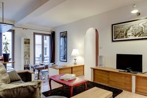 STEEPED IN HISTORY- A CHARMING ORIGINAL APARTMENT IN MARAIS