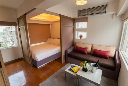 Mid-Levels Serviced Apartments