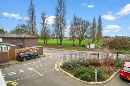 Exterior of Stanwell Apartments near LHR Airport - Staines