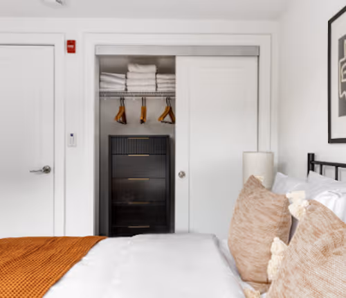 T Street NW Serviced Apartment