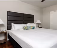 Akard Street Serviced Apartment