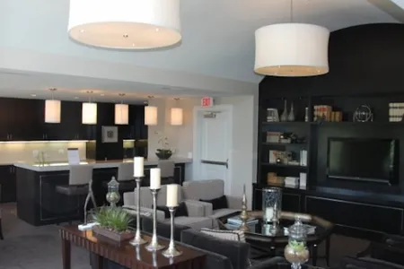 Carlyle Place 2