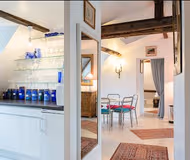 RAMBUTEAU  5TH FLOOR IN MARAIS