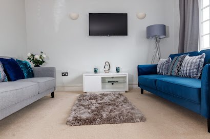 Beautiful 4 bed Contemporary Cottage