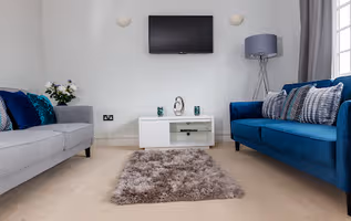 Beautiful 4 bed Contemporary Cottage