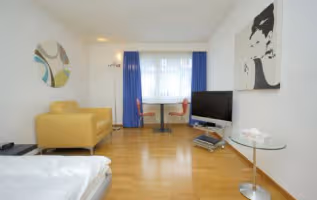 Bremgartnerstrasse Serviced Apartment, Wiedikon