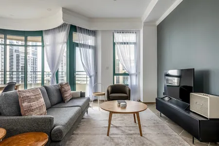 Modern Two Bedroom On Al Saud Street