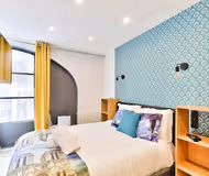 FORMER DAZZLING JEWELERY SHOP ON RUE DU TEMPLE