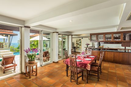 Delightful Villa Near Kata Beach