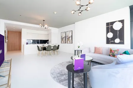 161sqm 2 Bedroom Apartment near Happiness St