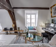 THE ARTSY NEIGHBORHOOD LOVED BY LOCALS & TOURISTS ALIKE-RUE DES GRANDS AUGUSTINS