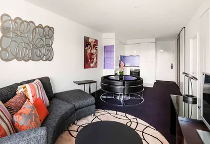 Aquitania Way Apartments, Docklands