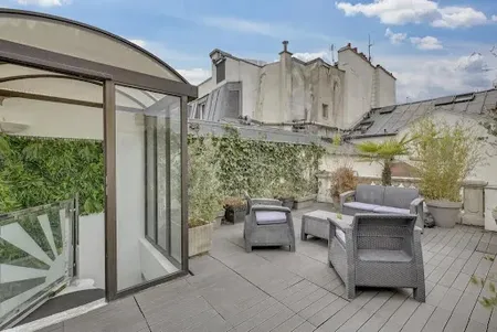 A 135M2 RARE SUPER LUXURY GEM NEAR PLACE VENDOME