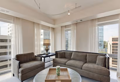 19th Street N Apartment