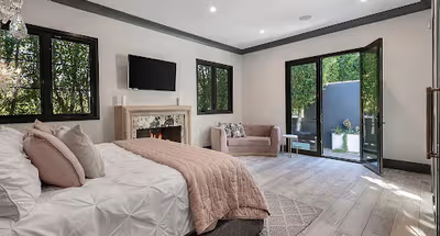 North Crescent Heights Blvd Apartment