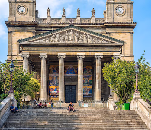 Rue Fenelon serviced apartment