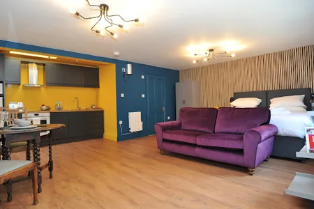 Living space - studio bed apartment