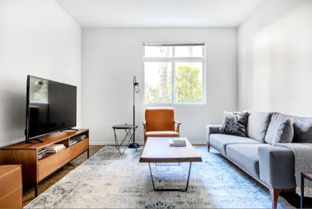 Lincoln Blvd #1-332