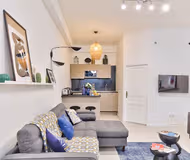 AVENUE DES CHAMPS ELYSEES