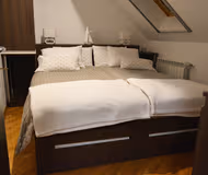 Superior bedroom in Ive Milutinovića Apartments